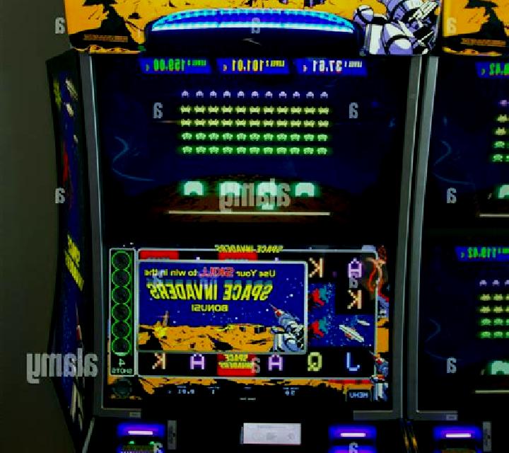 Blue Invaders slot machine