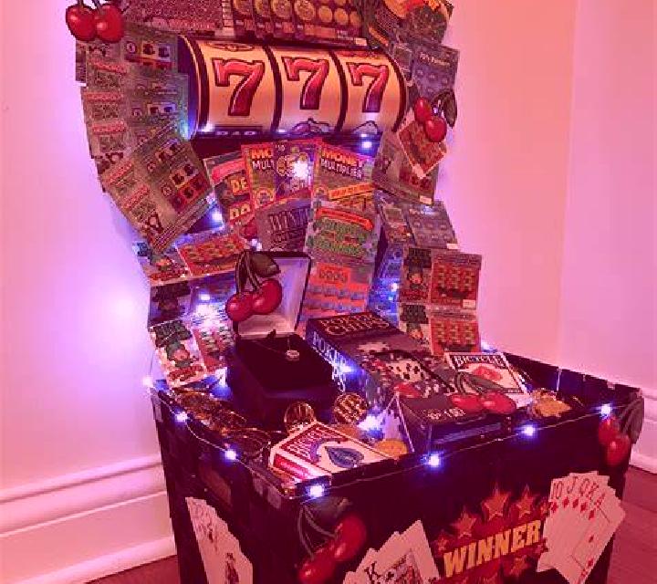 Club Tropicana slot game