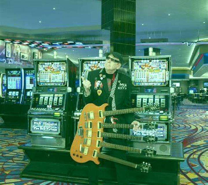 Desert Drag slot game