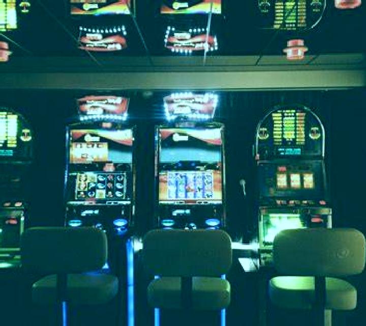 Easter Island 2 slot machine