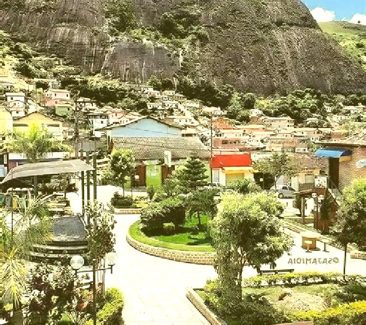 Fish Tank (CEGO) online slot