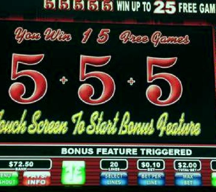 Full Moon: White King slot game