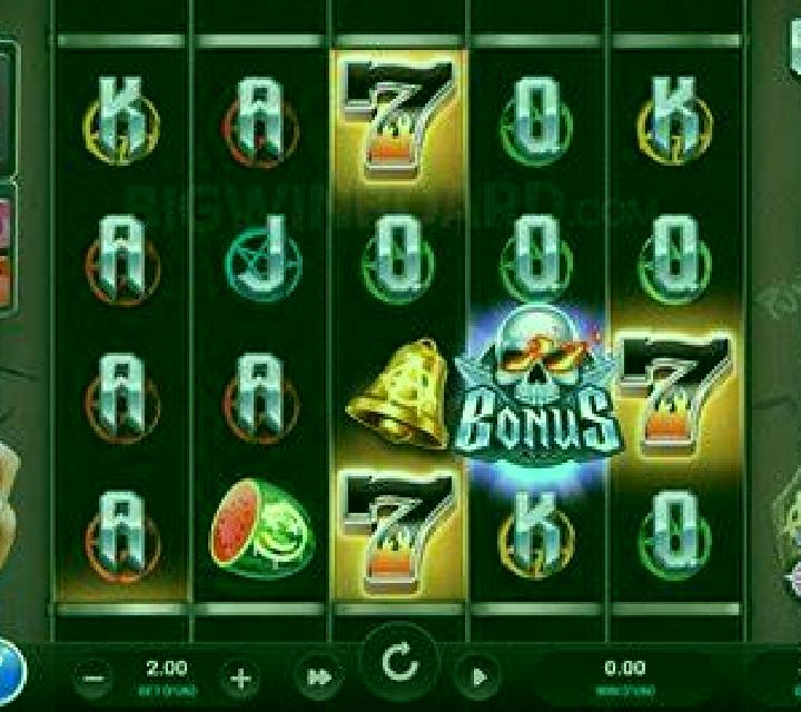 Hockey slot
