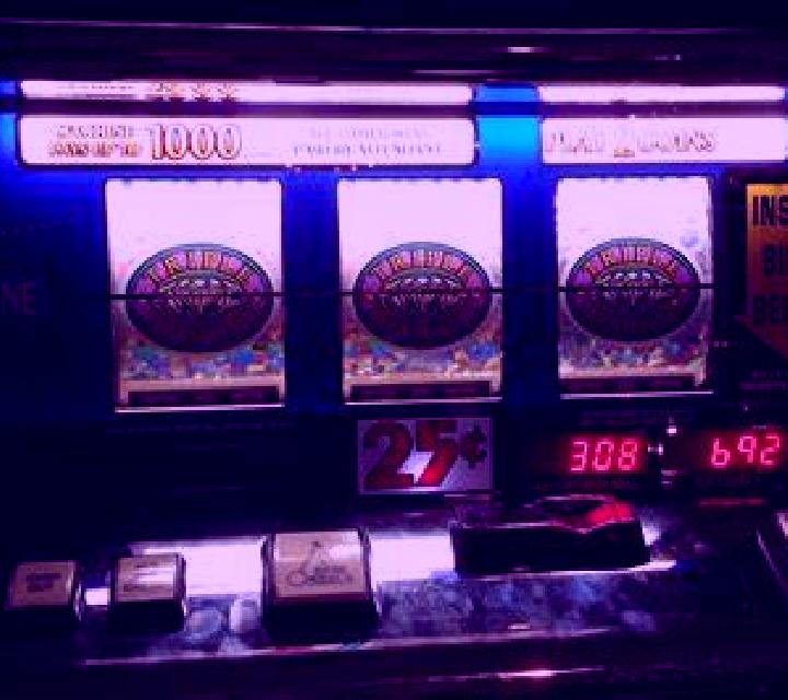 Lucky Fish (Playbro) online slot