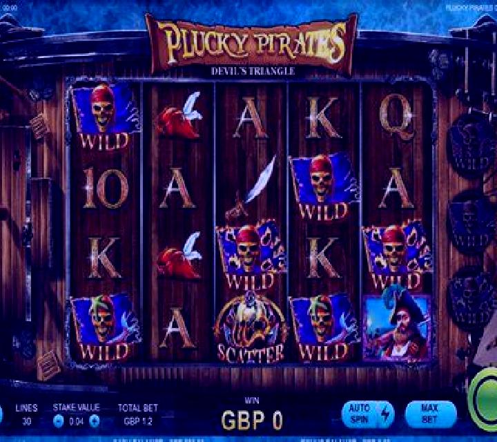 Plucky Pirates Devil s Triangle online slot