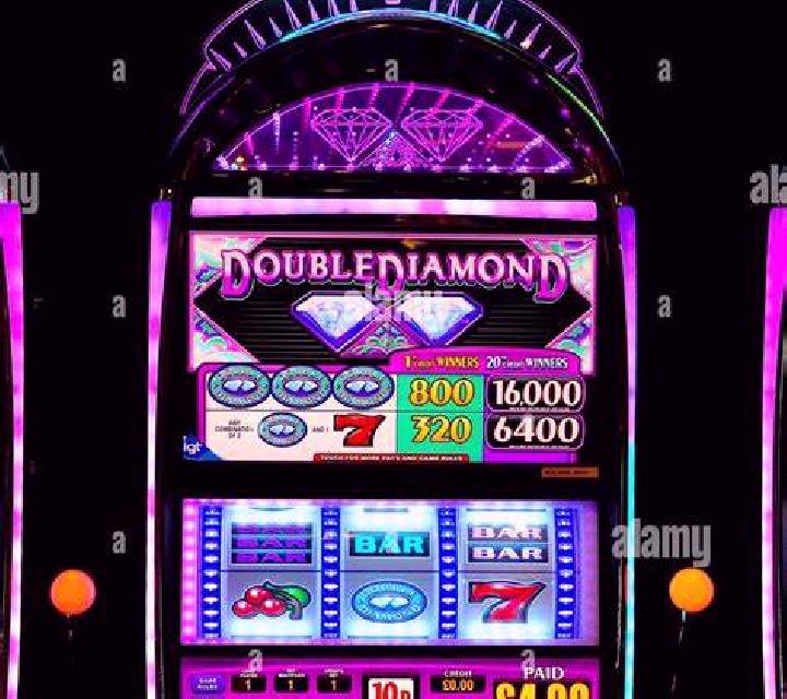 Seven Seven Pots and Pearls slot machine