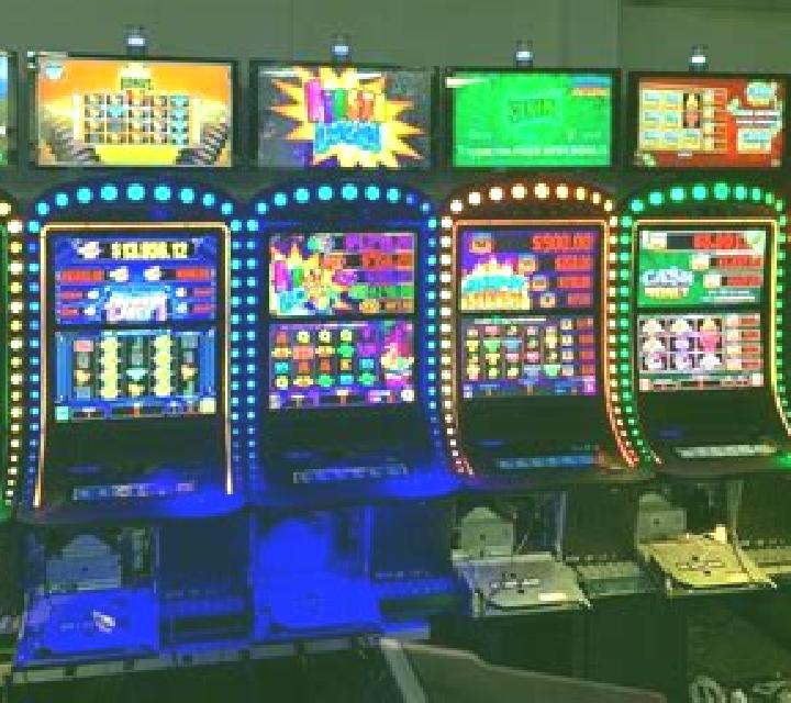 Simply Roulette slot game