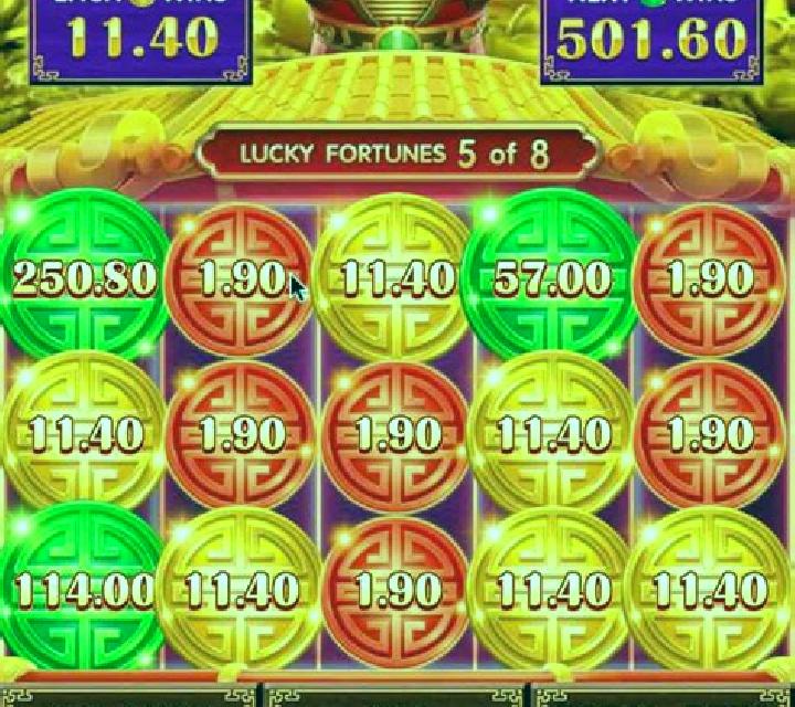 Ultimate Texas Hold em (Evolution Gaming) slot game